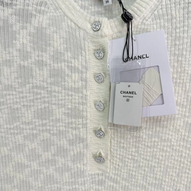 Chanel T-Shirts Classic 109411