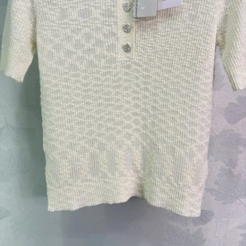 Chanel T-Shirts Classic 109411