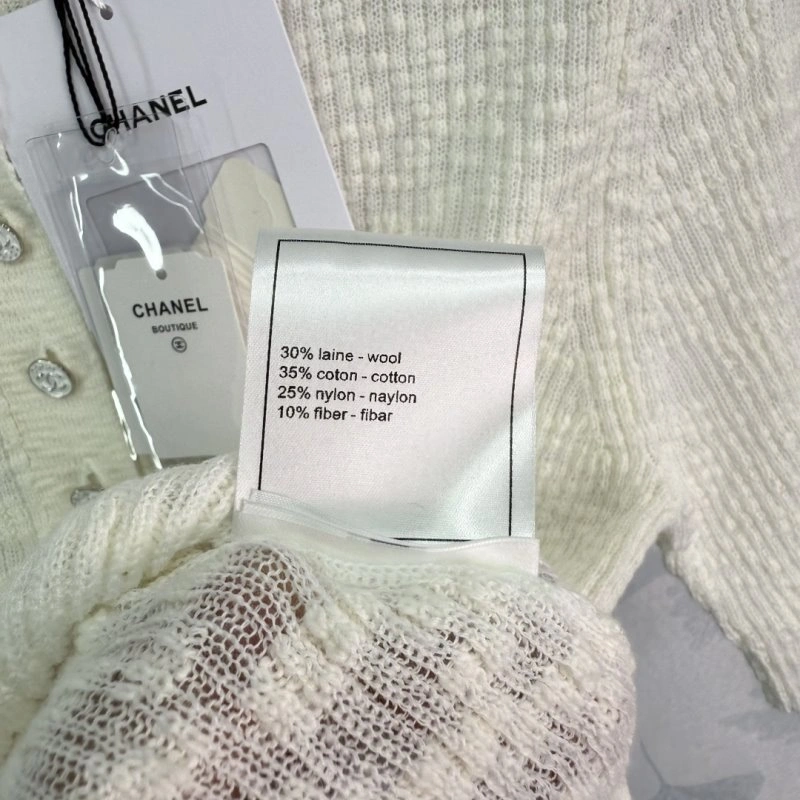 Chanel T-Shirts Classic 109411