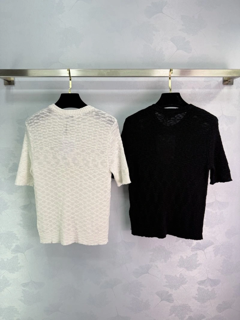 Chanel T-Shirts Classic 109411