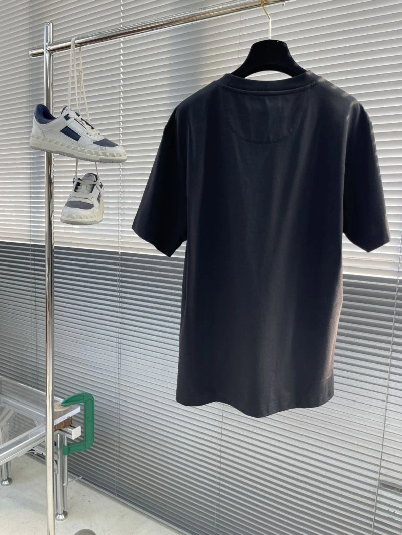 Chanel T-Shirts Sustainable 111202