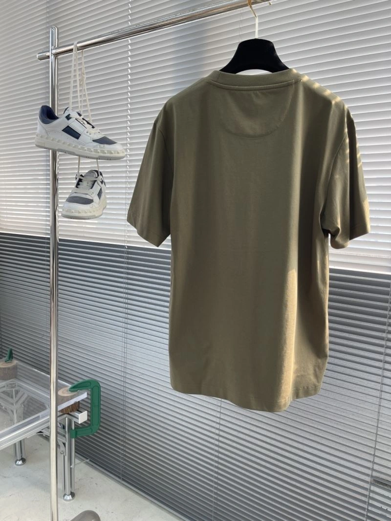 Cozy Chanel T-Shirts 111200