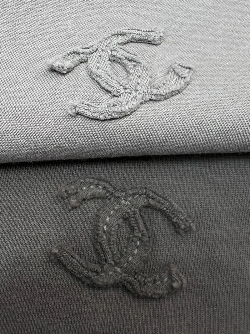 Chanel T-Shirts Resilient 111190