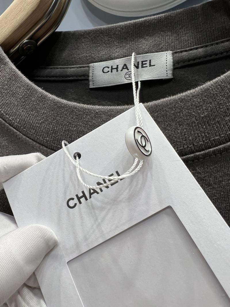 Chanel T-Shirts Breathable 111188