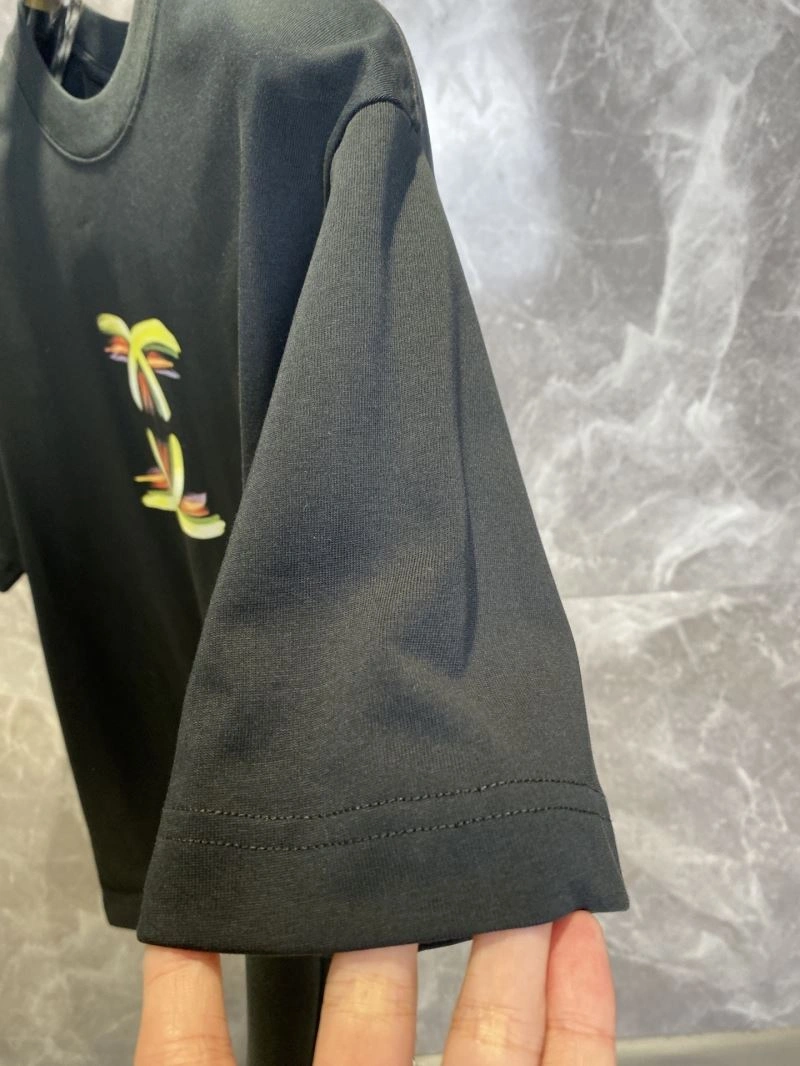 FashionForward Chanel T-Shirts 111182