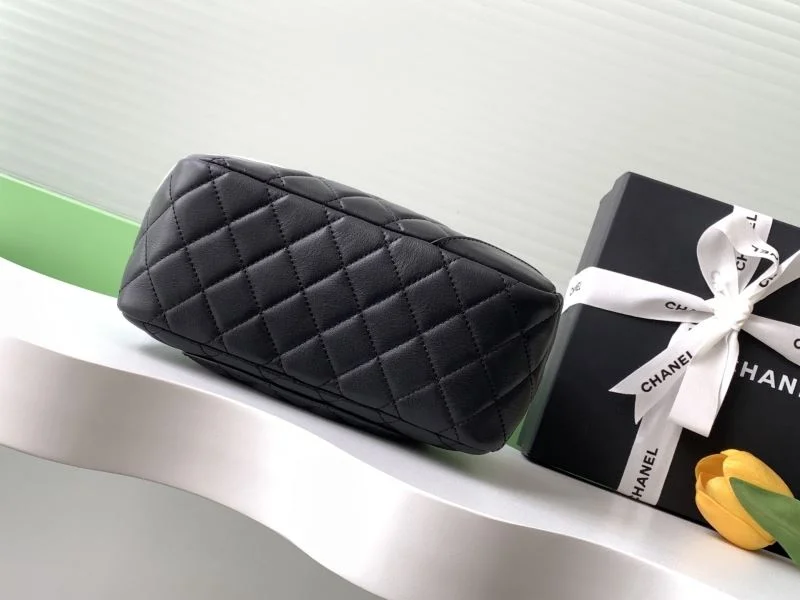 Snug Chanel Top Handle Bags 52547