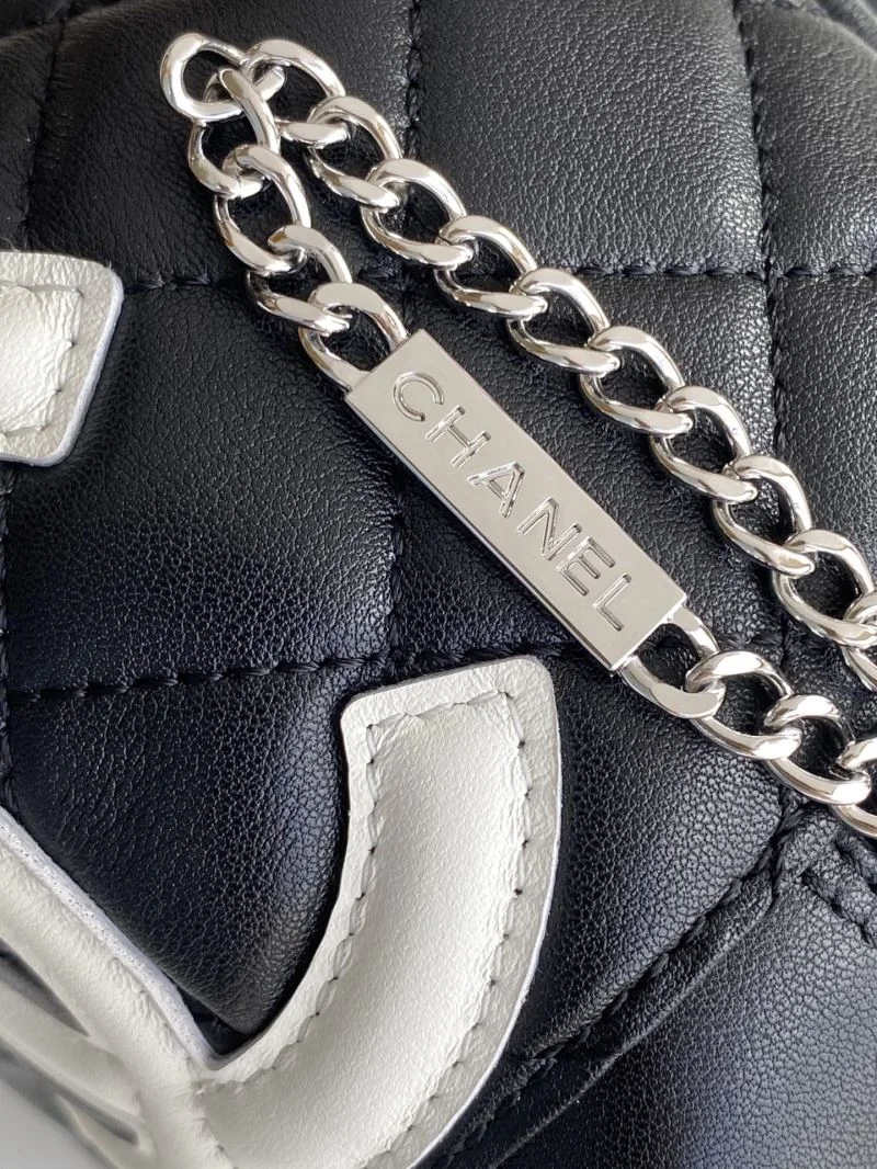 Snug Chanel Top Handle Bags 52547