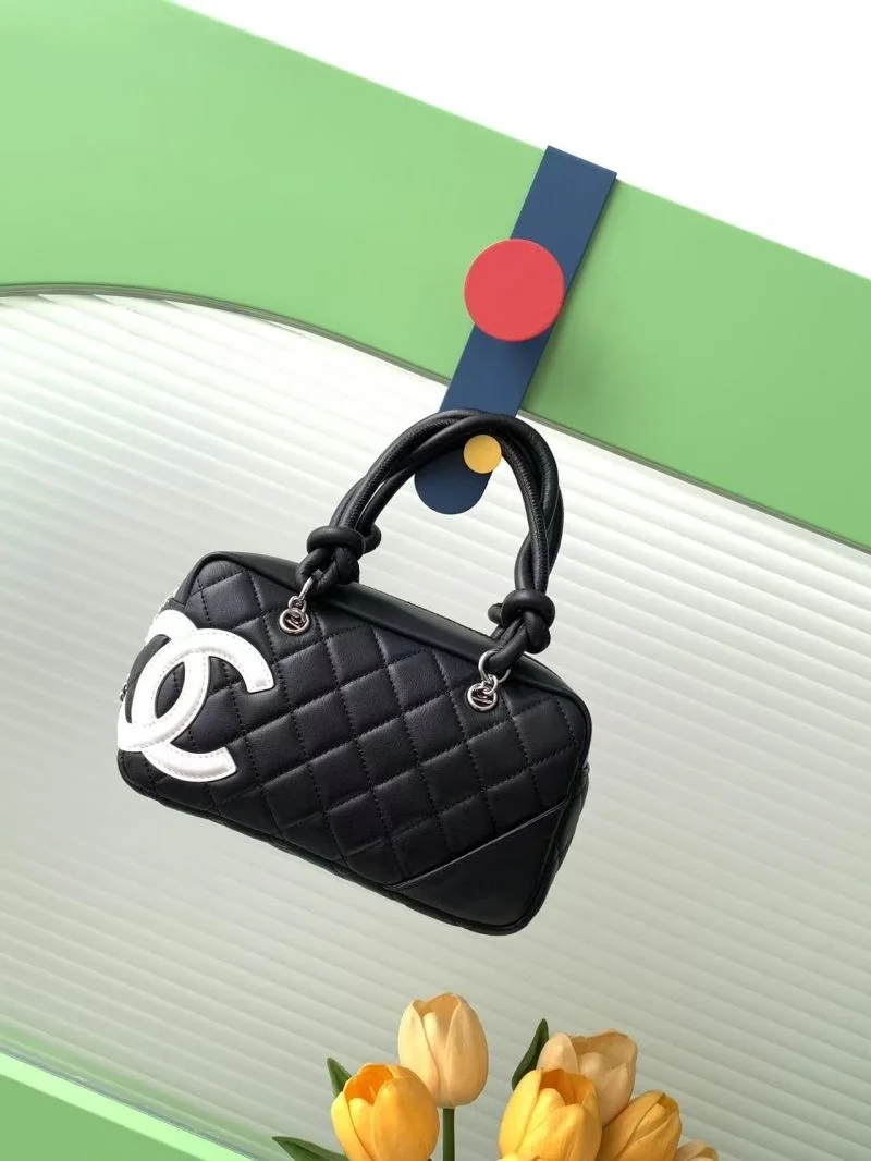 Snug Chanel Top Handle Bags 52547