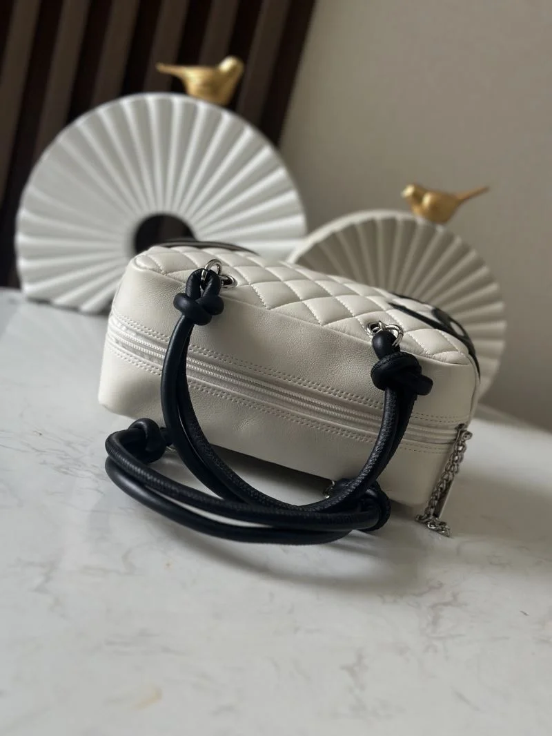 Lightweight Chanel Top Handle Bags 52469