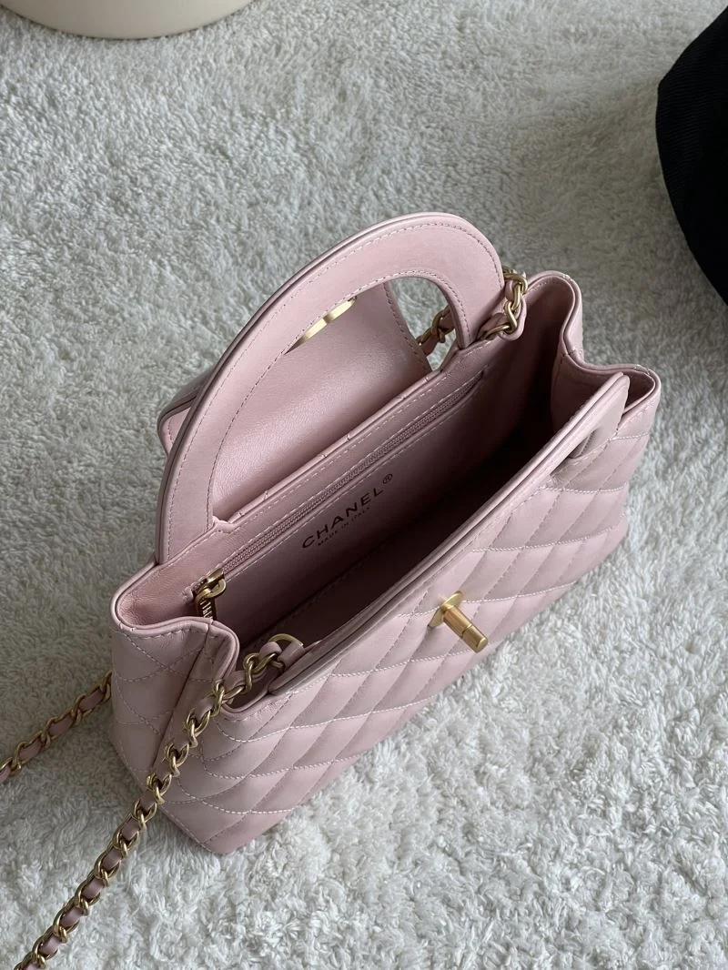 OdorResistant Chanel Top Handle Bags 52472