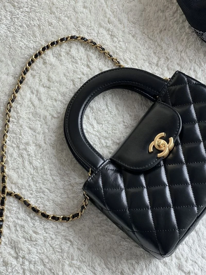 Chanel Top Handle Bags Trendsetting 37582
