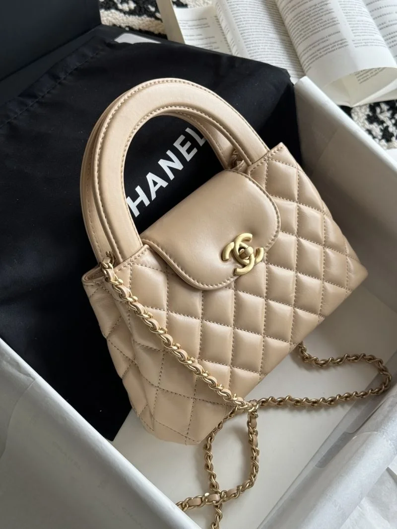 Chic Chanel Top Handle Bags 52514