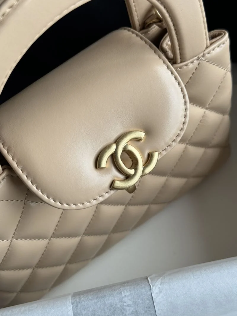 Chic Chanel Top Handle Bags 52514