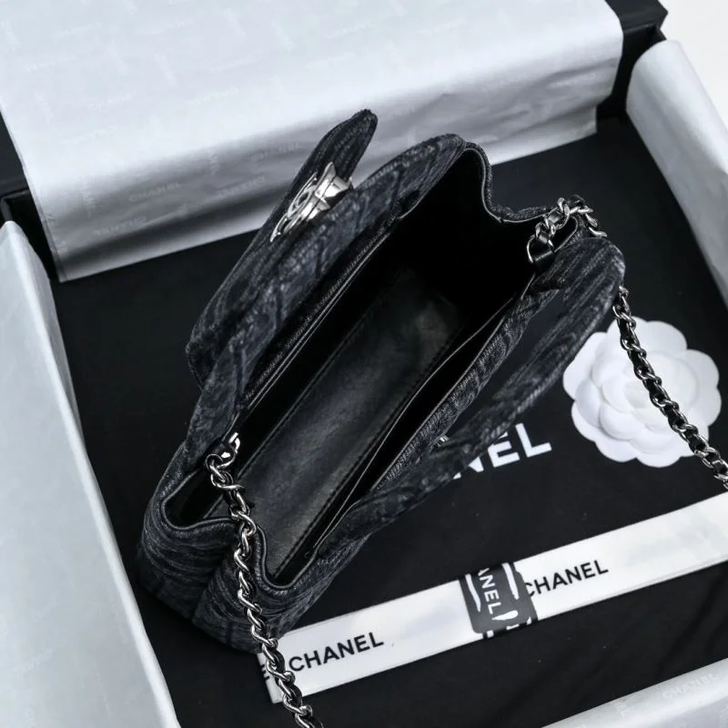 Unisex Chanel Top Handle Bags 54431