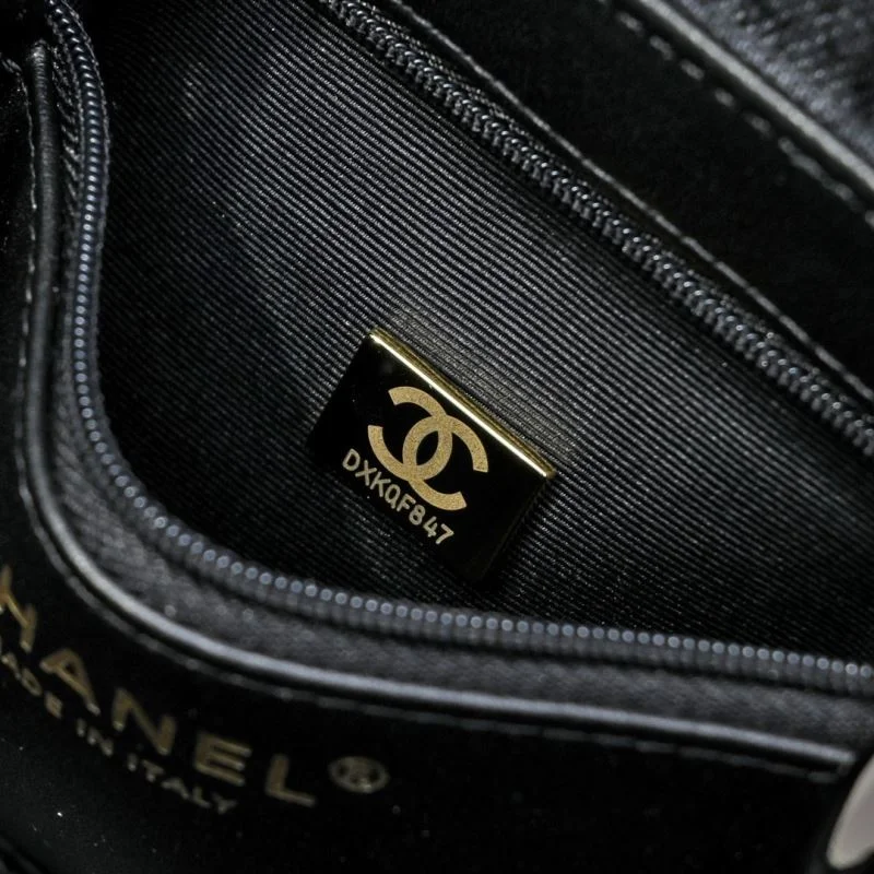 Unisex Chanel Top Handle Bags 54431