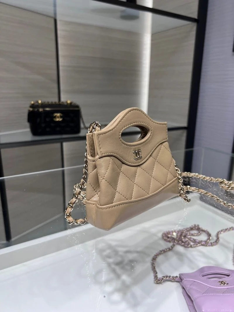 TechFriendly Chanel Top Handle Bags 54384