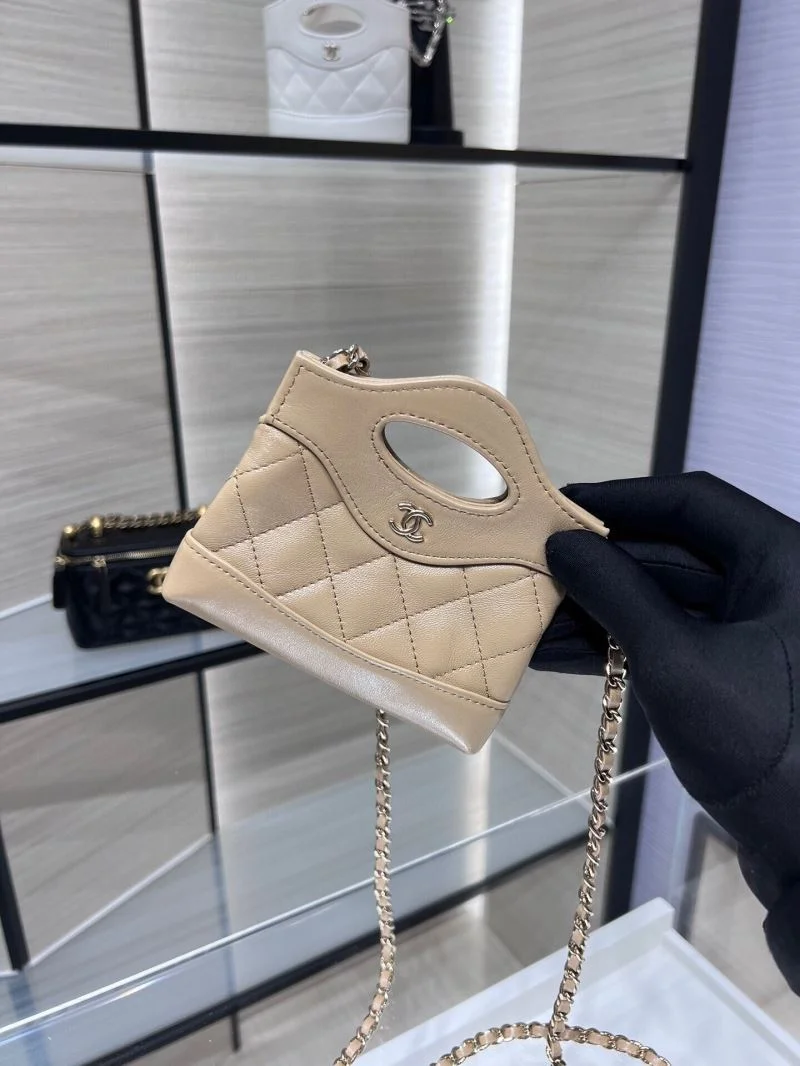 TechFriendly Chanel Top Handle Bags 54384