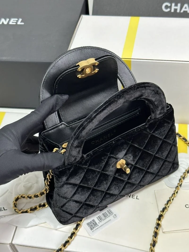 Vibrant Chanel Top Handle Bags 54373