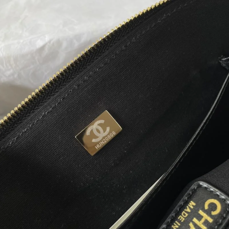 OdorResistant Chanel Top Handle Bags 54361