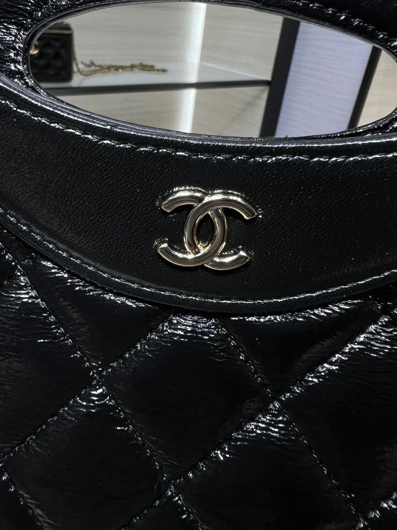 UrbanChic Chanel Top Handle Bags 54356