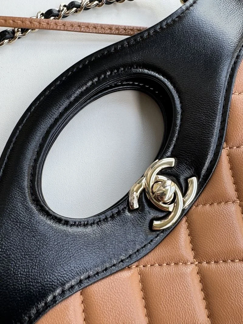 Lightweight Chanel Top Handle Bags 54313