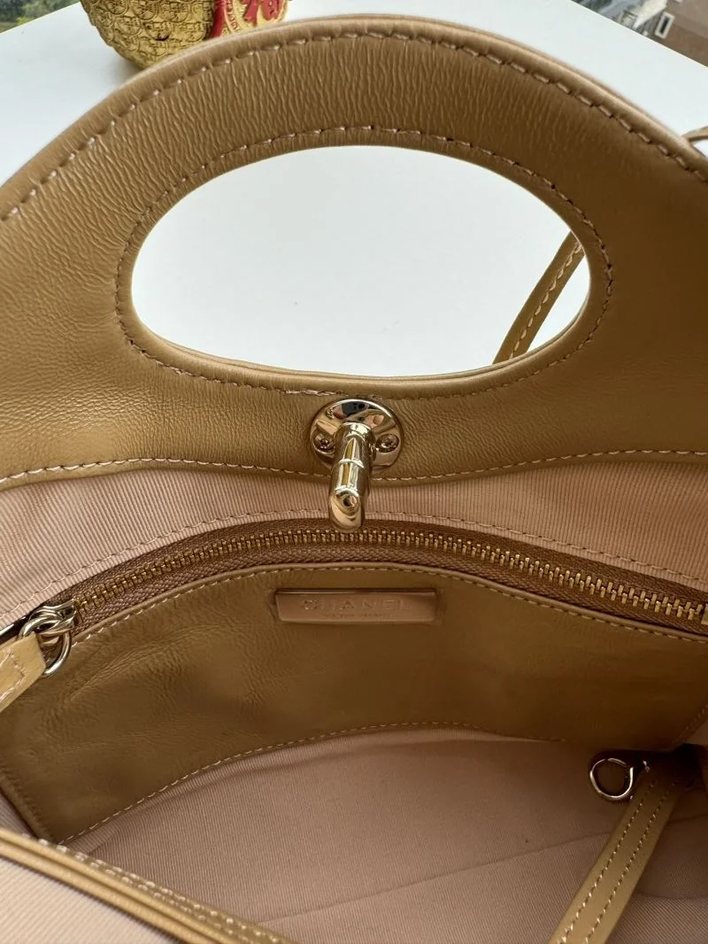OdorResistant Chanel Top Handle Bags 54307