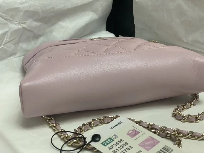 ModernLook Chanel Top Handle Bags 54363