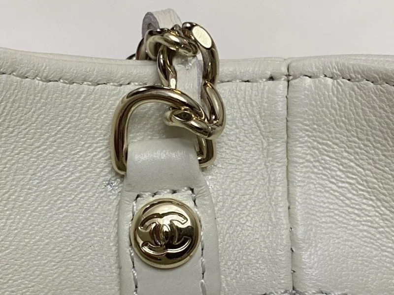 Sophisticated Chanel Top Handle Bags 54285