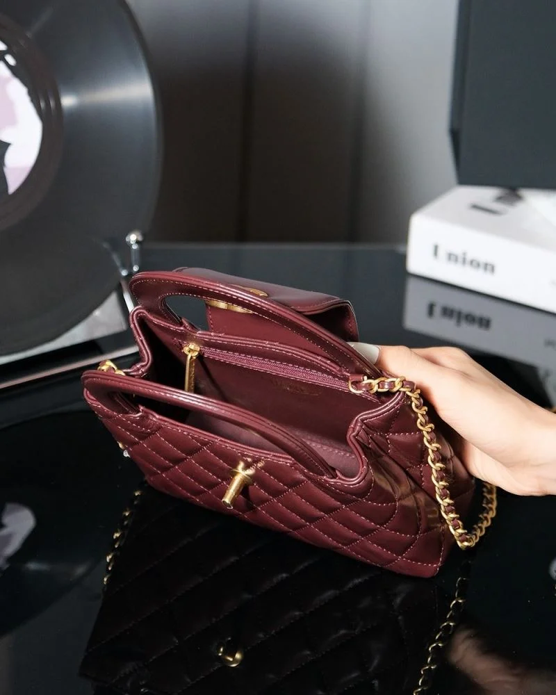 FashionForward Chanel Top Handle Bags 54274