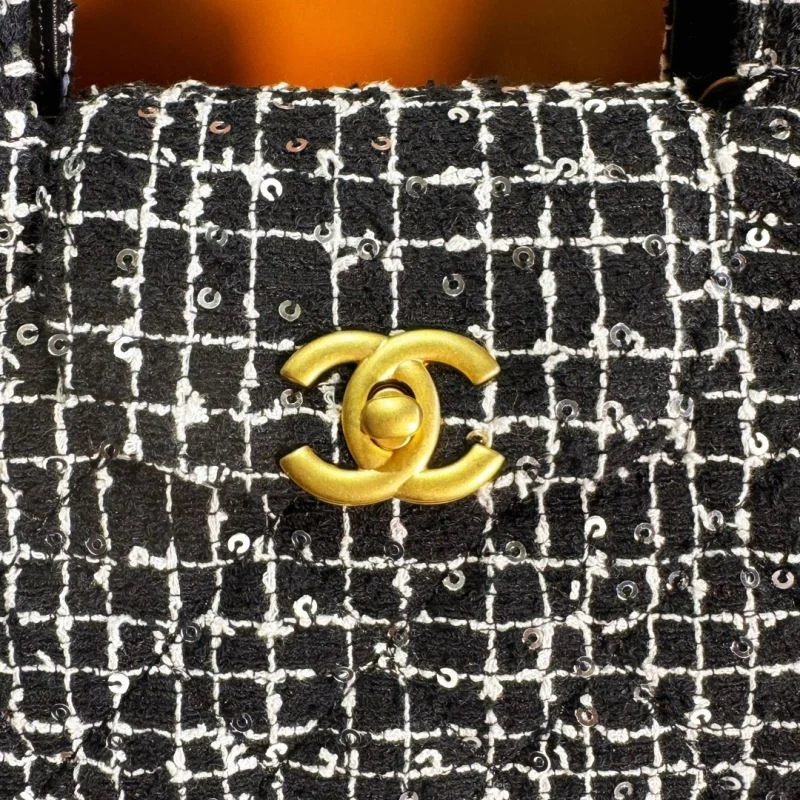 OdorResistant Chanel Top Handle Bags 54261