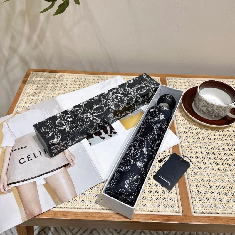 WaterResistant Chanel Umbrella 276023