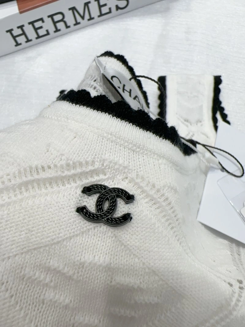 Chanel Vest Compact 109341