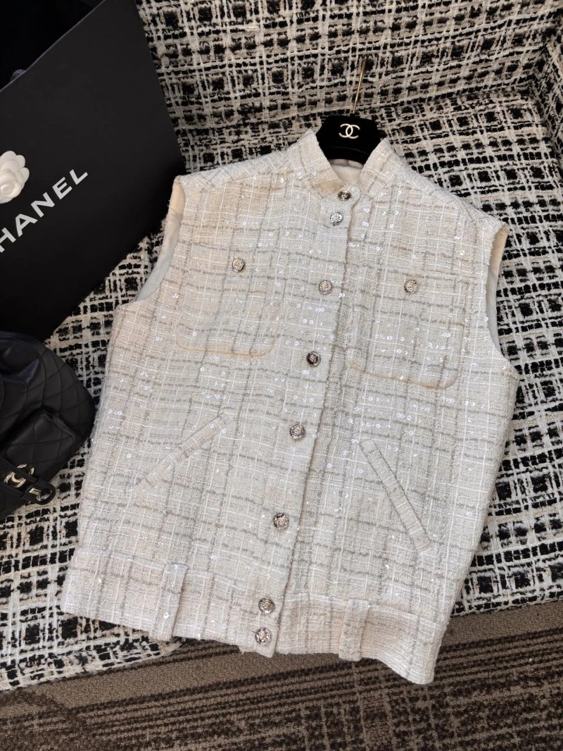 Chanel Vest UrbanChic 109340