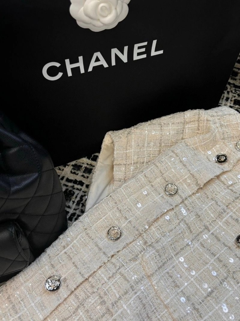 Chanel Vest UrbanChic 109340