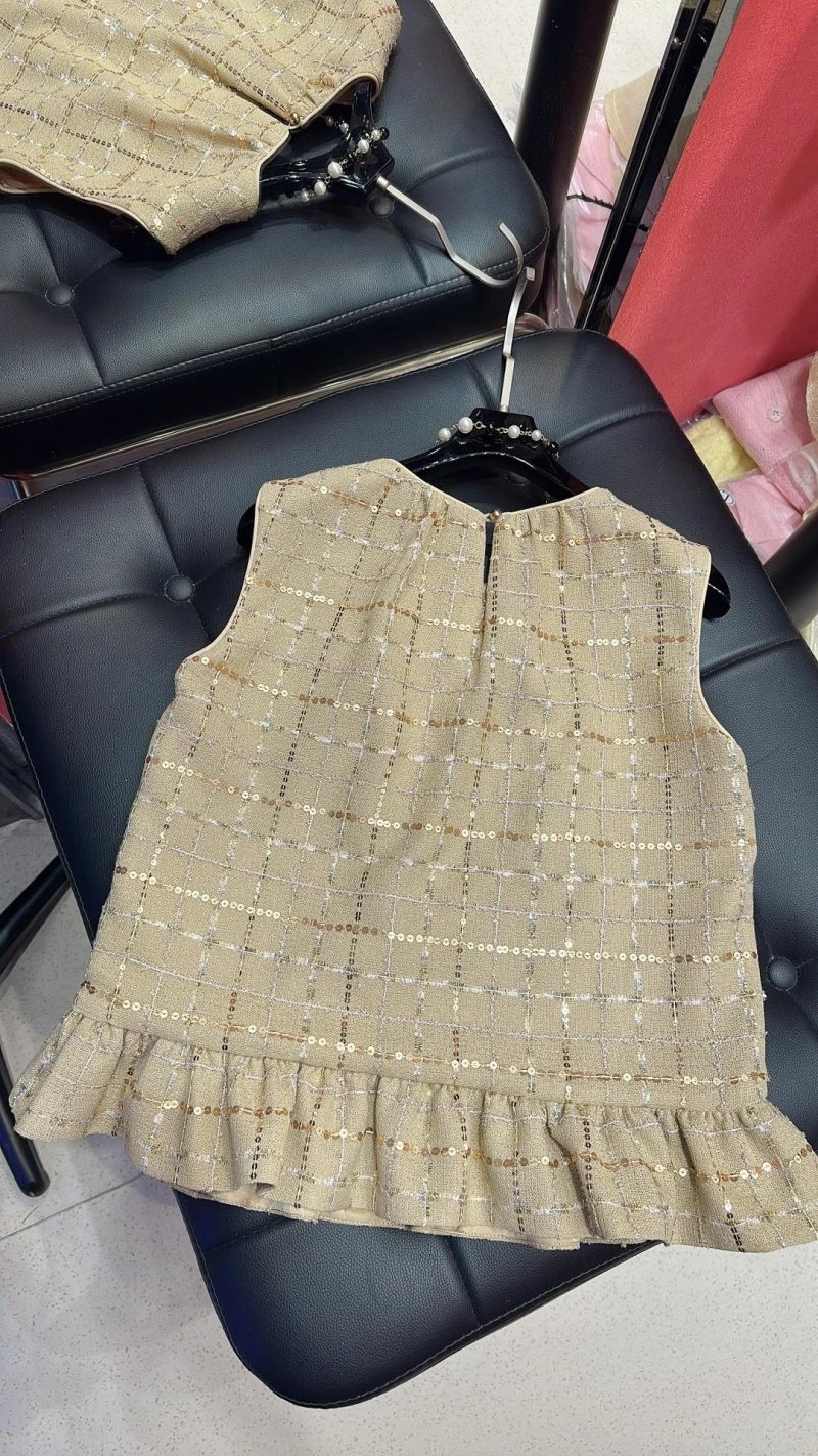 Chanel Vest Unisex 108537