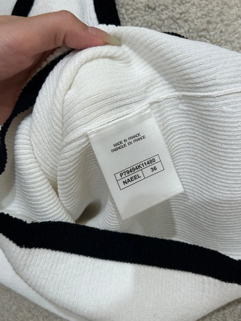Functional Chanel Vest 108536
