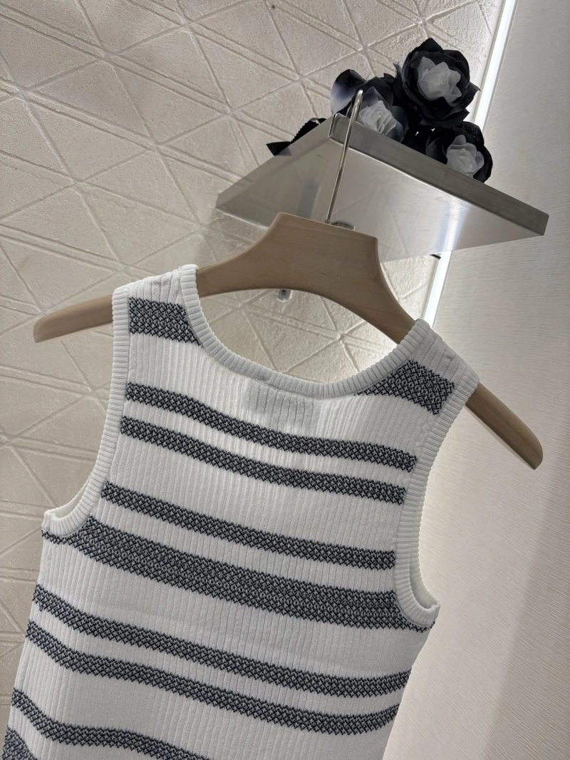MultiPurpose Chanel Vest 108541