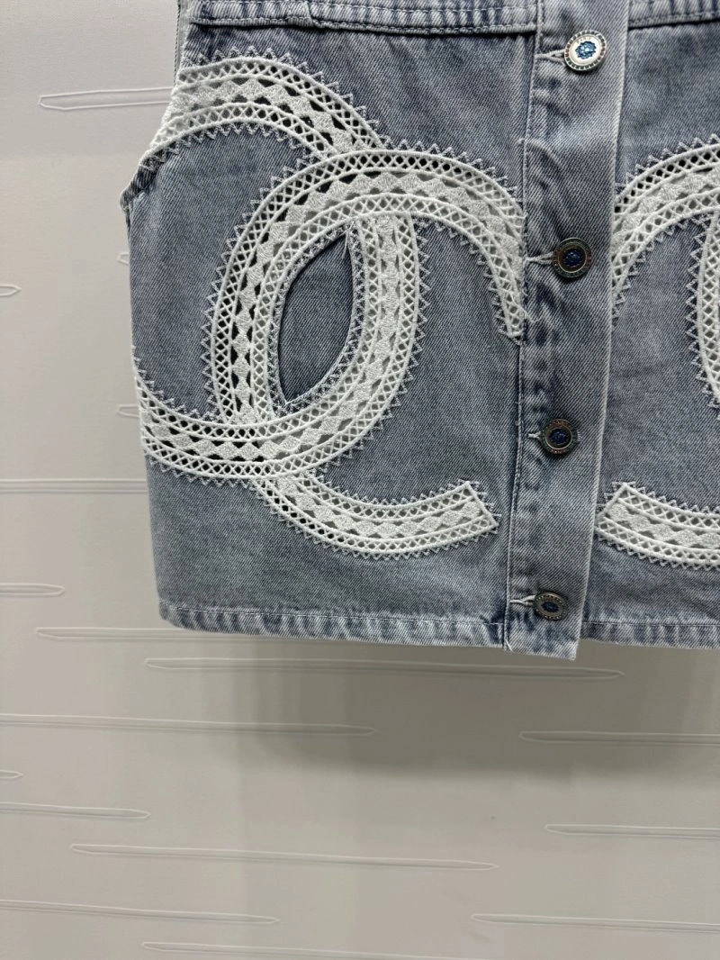 Chanel Vest Affordable 108534