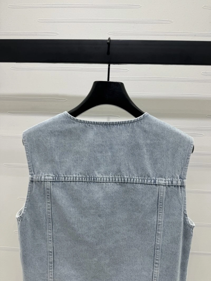 Chanel Vest Affordable 108534