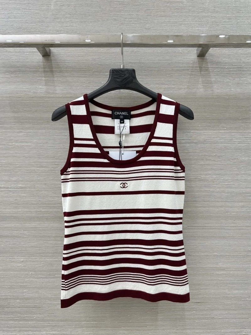 Chanel Vest Snug 108529