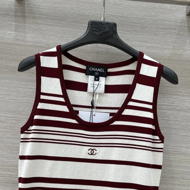 Chanel Vest Snug 108529