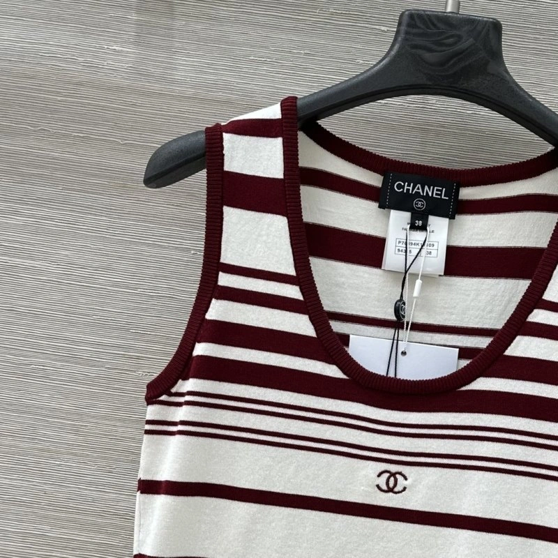 Chanel Vest Snug 108529
