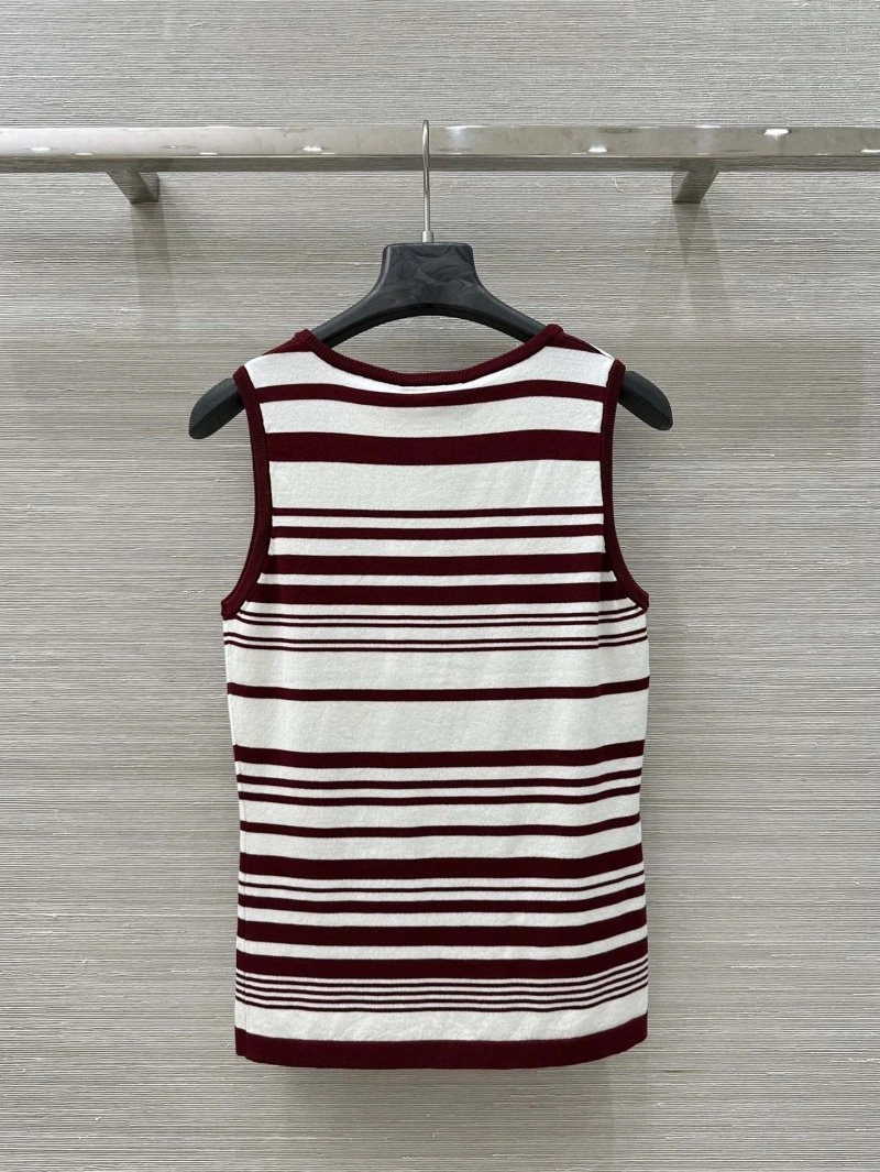 Chanel Vest Snug 108529