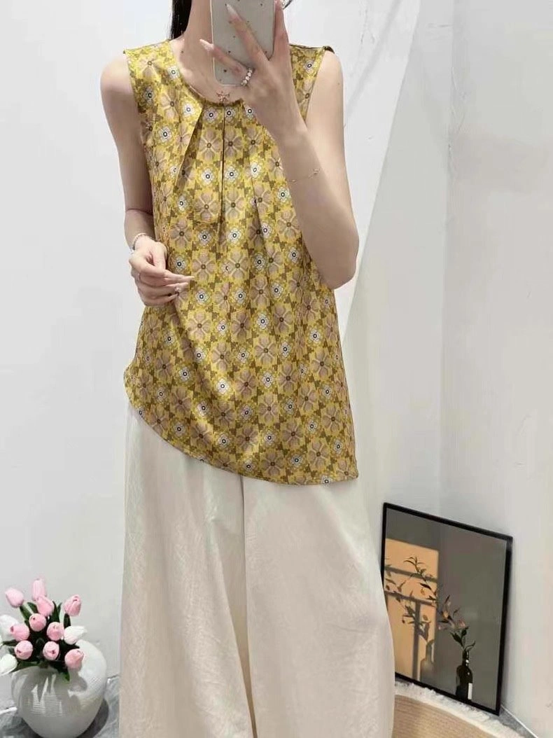 Unique Chanel Vest 108502