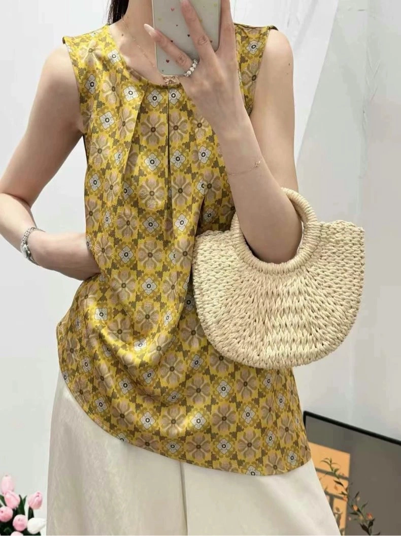 Unique Chanel Vest 108502