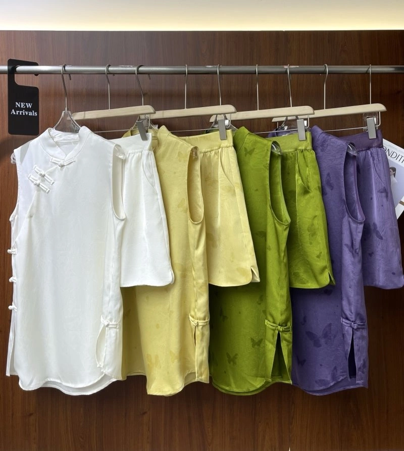 Chanel Vest ZipUp 108514