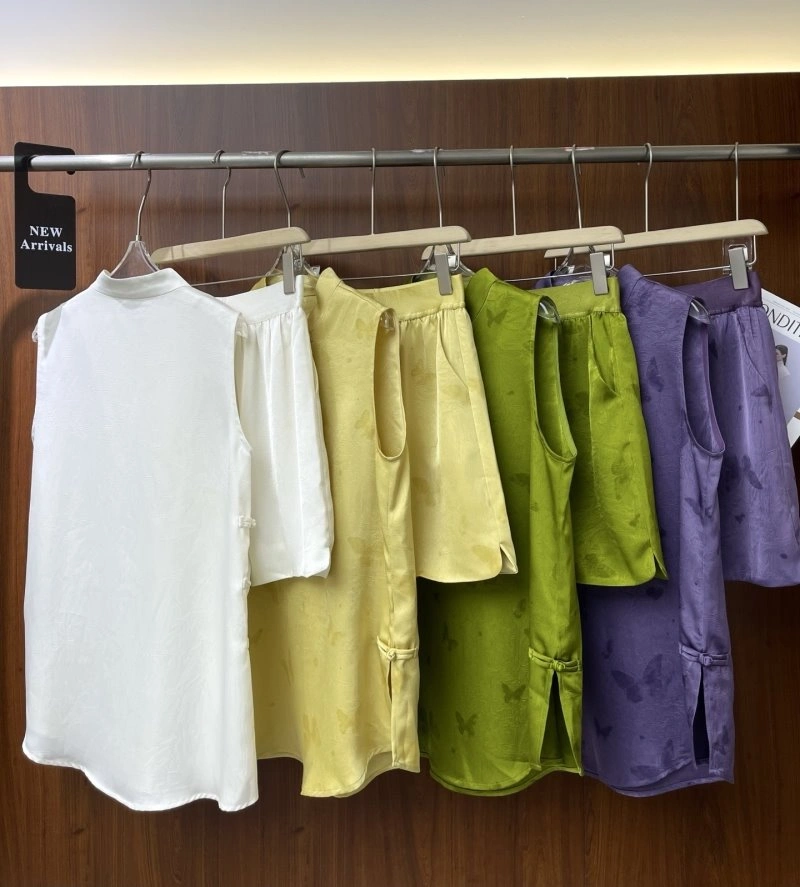 Chanel Vest ZipUp 108514