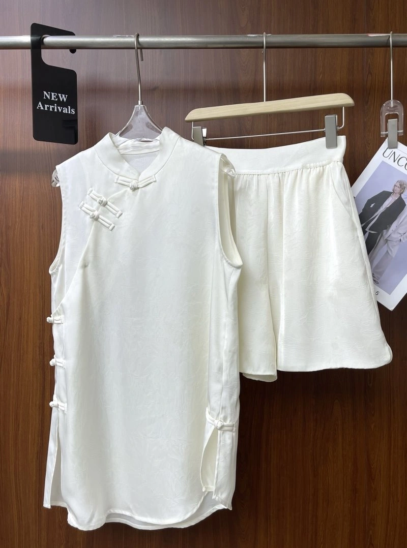 Chanel Vest ZipUp 108514