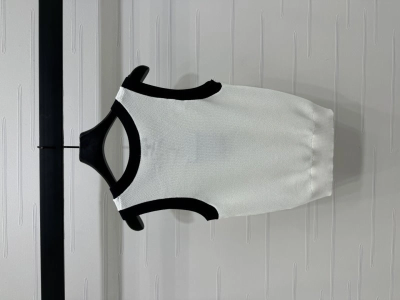Chanel Vest Contemporary 108508
