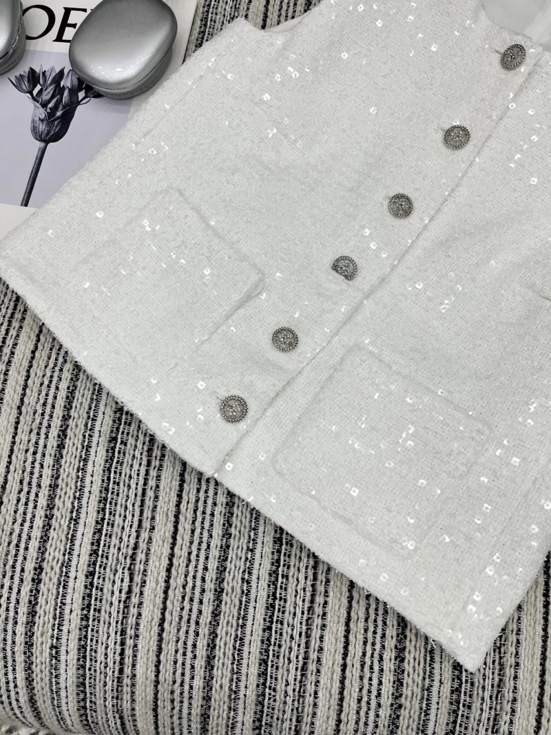 Chanel Vest Minimalist 108501